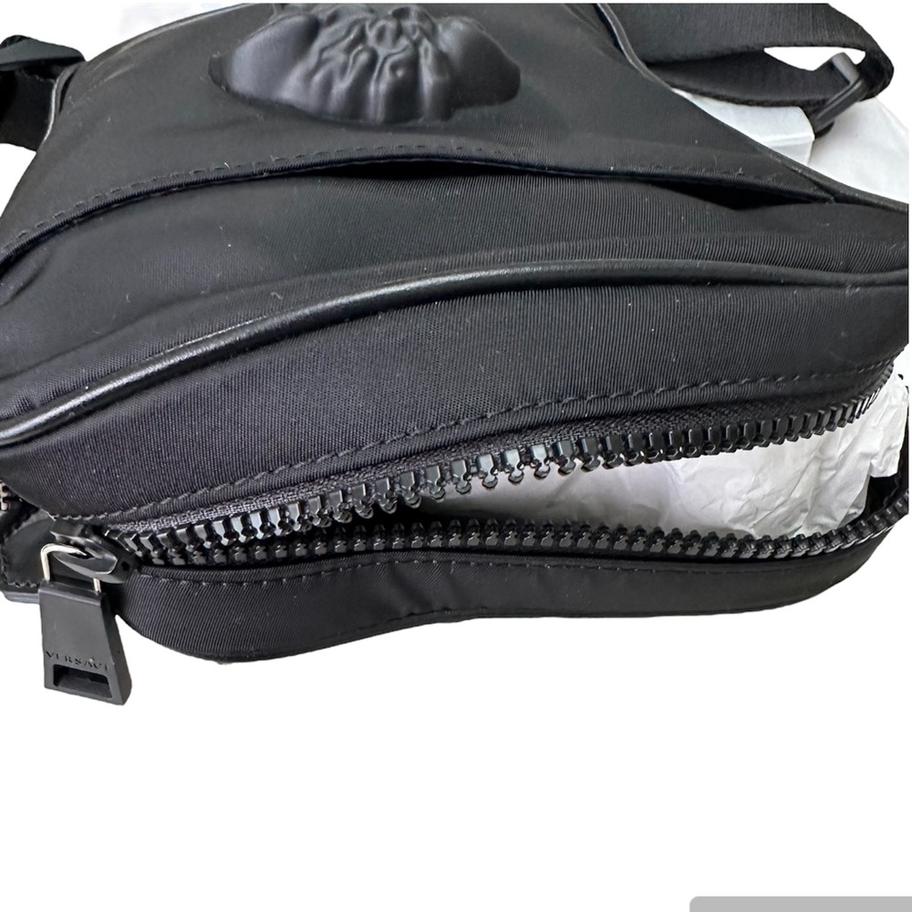 Versace Black Crossbody Bag with Medusa Emblem - Picture 3 of 8